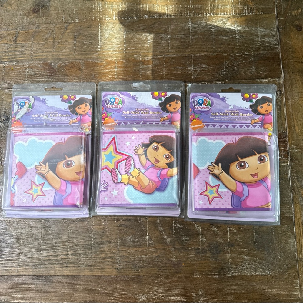 Nickelodeon Dora the Explorer Pink & Purple Kids Wall Border (3 Pack)